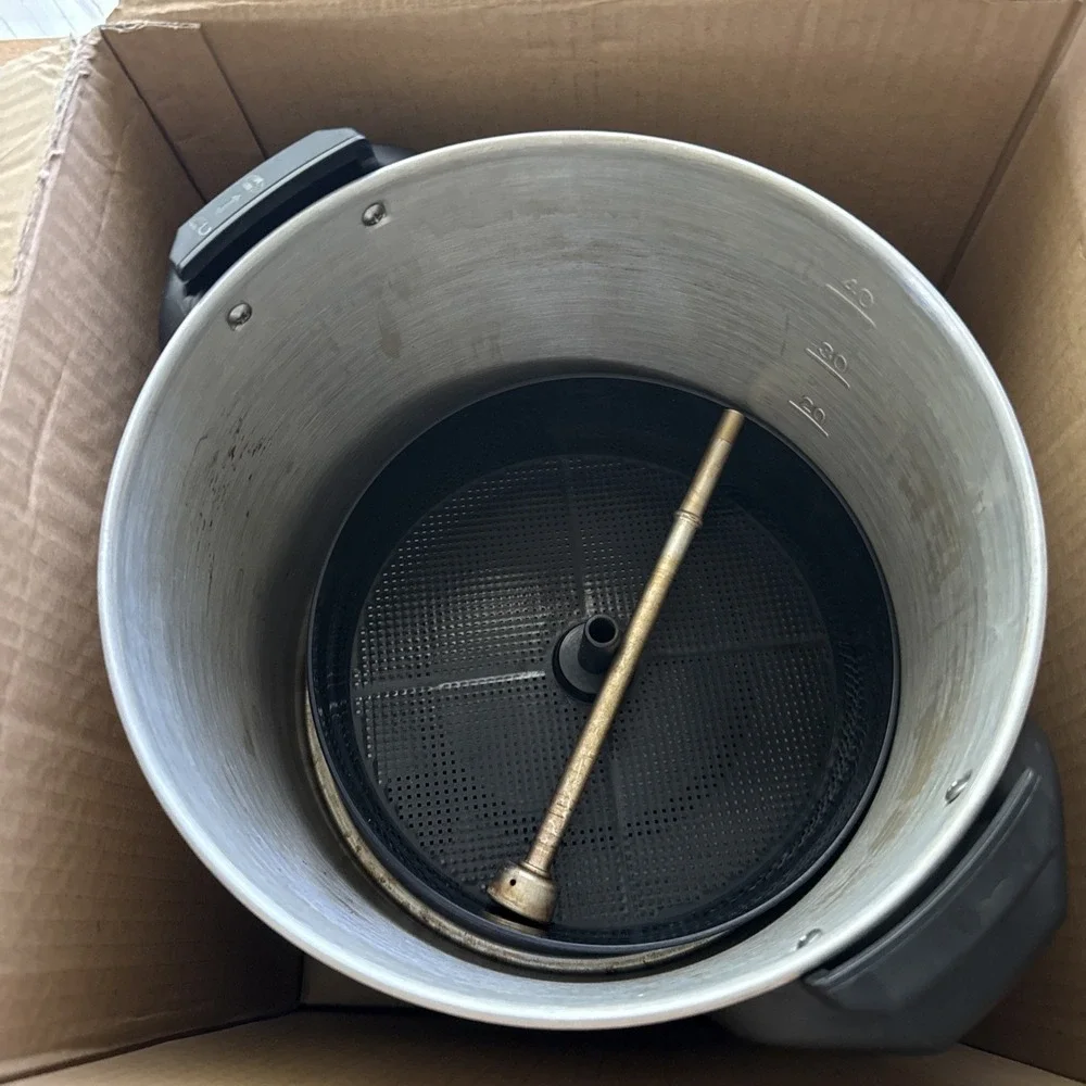 Hamilton Beach Brew Station 40-Cup Coffee Urn 40540